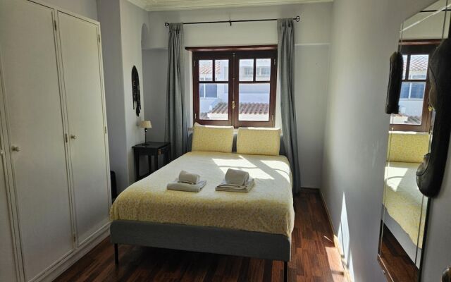 Historic Center Apartment Cascais