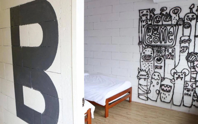 Norn Nung Len Cafe & Hostel