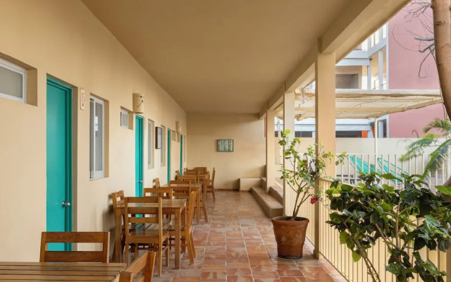 Las Arenas Bungalows Melaque