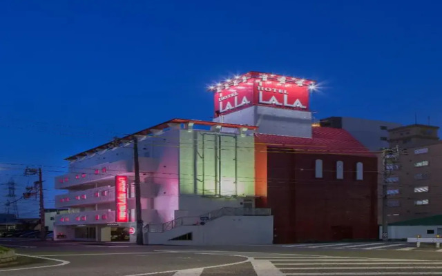 Hotel LALA minato