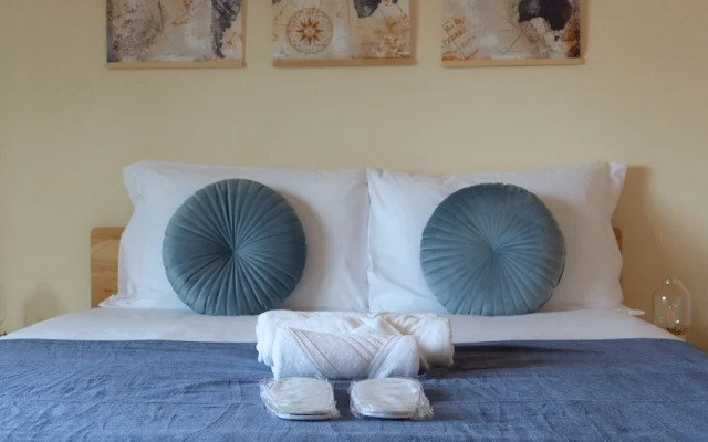 Art 4 You Carcavelos Suites