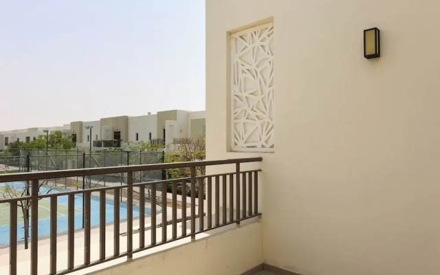 Luxury 4B and maid's with private garden