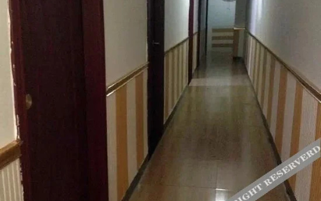 Zhongyi Hotel