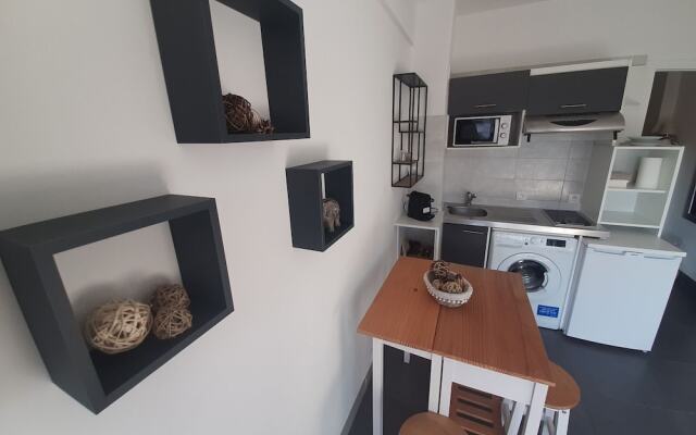 Elegant Apartment in Cannes with Balcony