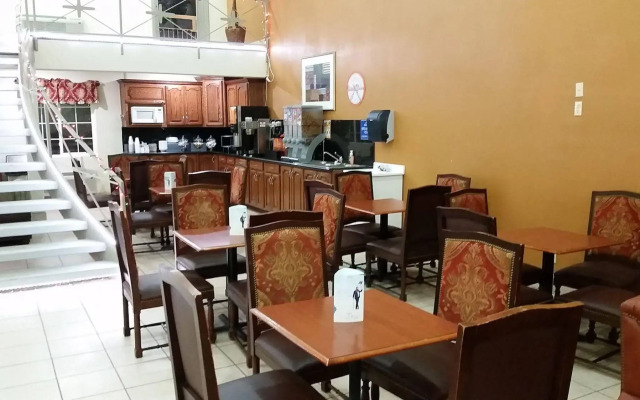 Red Carpet Inn & Suites