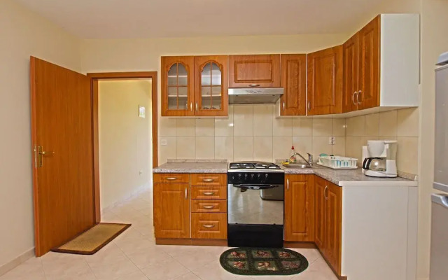 Apartment 1094