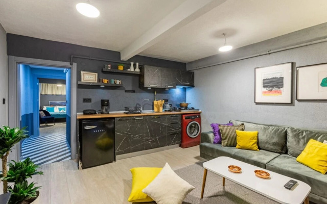 Cozy and Central Flat With Backyard in Kadikoy