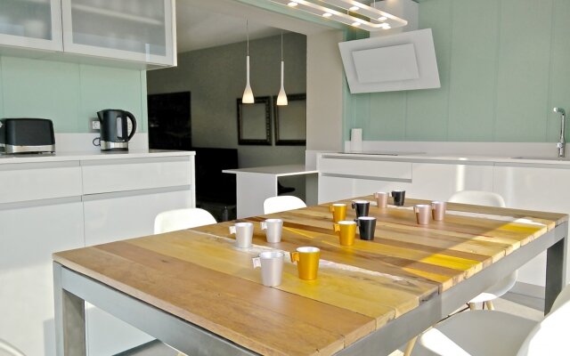 Sunny terrace 3BR luxury Penthouse - Ferran Batik