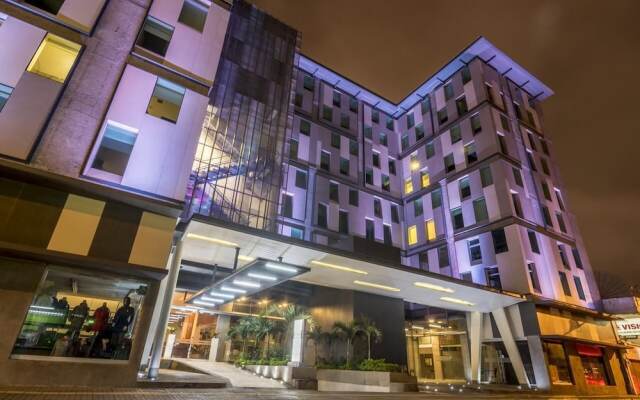 Urban Green Hotel & Suites