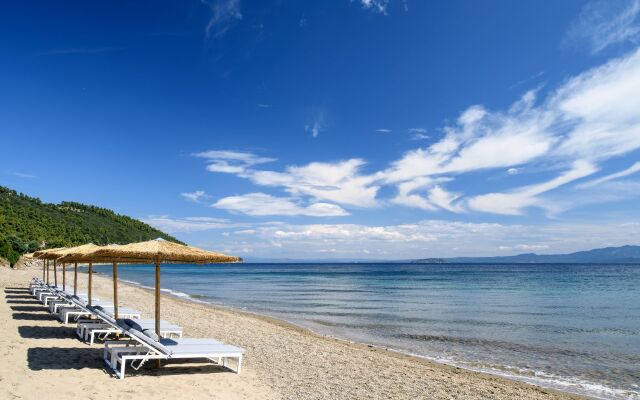 Villa D'Oro - Luxury Villas & Suites