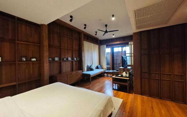 CHANN Bangkok-Noi