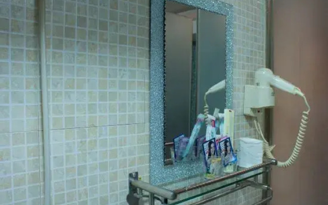 Saturday Express Hotel