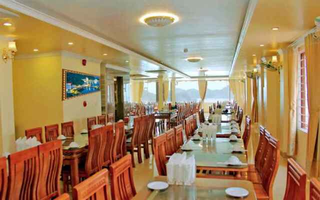 Thu Ha Hotel Catba