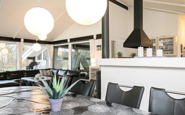 10 Person Holiday Home in Hjorring-by Traum