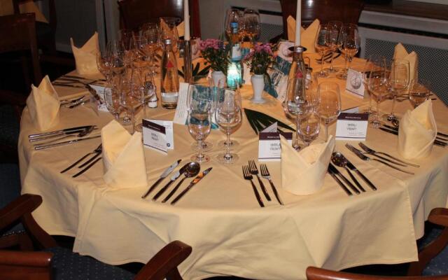 Hotel Rheinterrasse Benrath