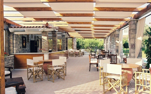Nicolas Village Club