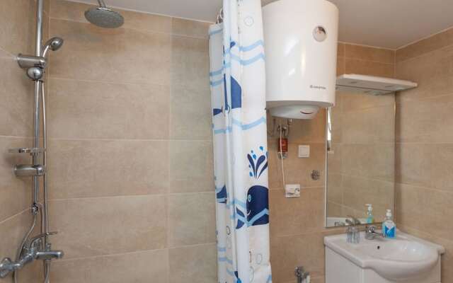 Attractive Apartment in Dubrovnik With Balcony and Parking