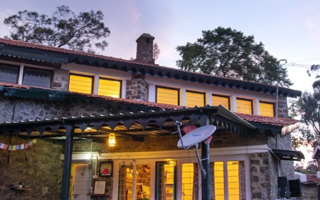 Wunderhaus Atists's Getaway and Homestay