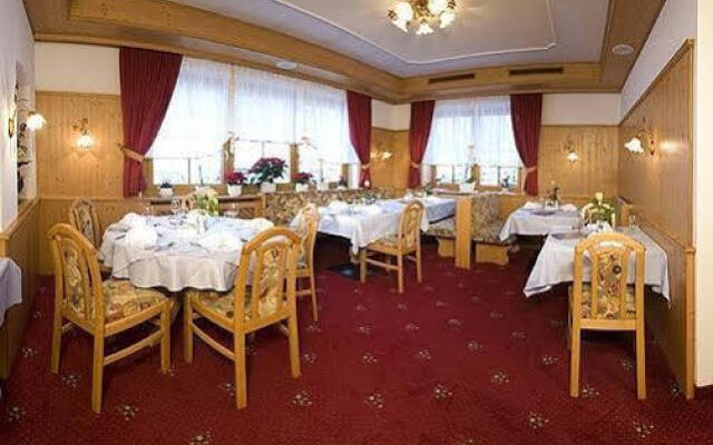 Hotel Persura