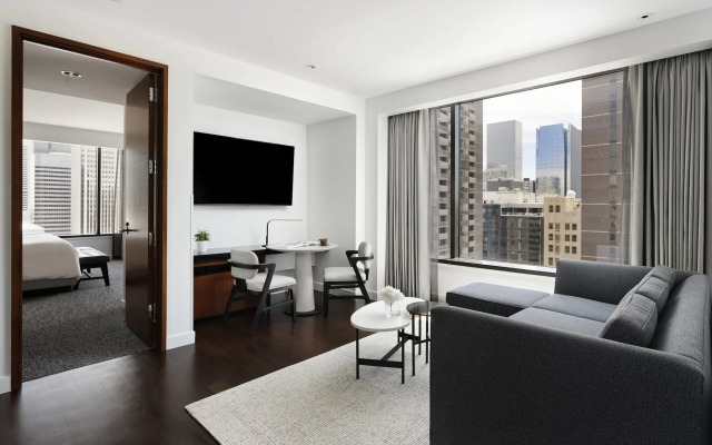 Four Seasons Denver Hotel 