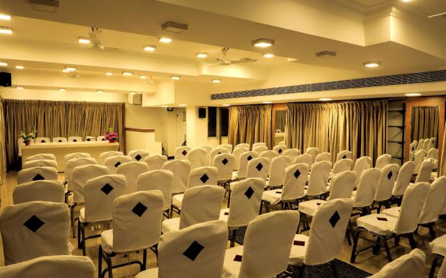Hotel SSK Grand - Kanchipuram