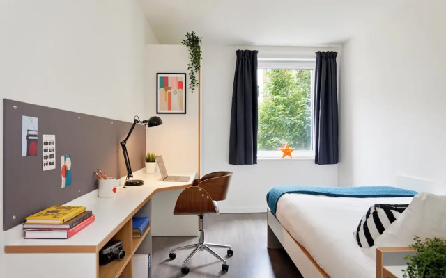 Student Only Asa Briggs House