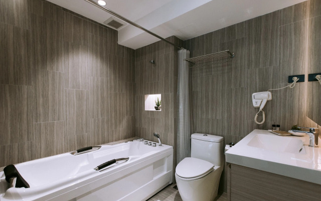 The Rich Hotel Korat