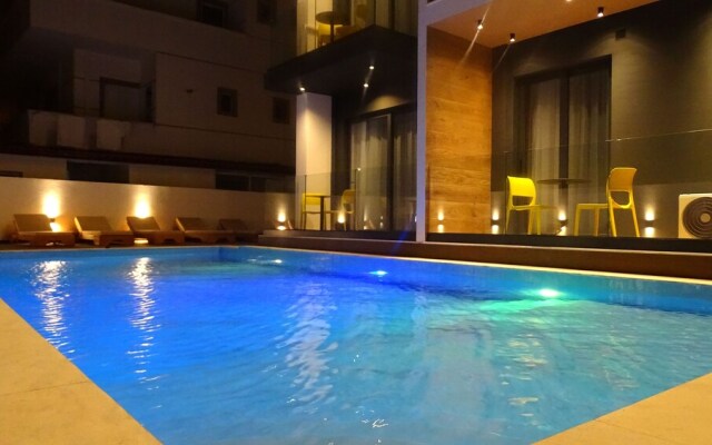 Valmar Hotel