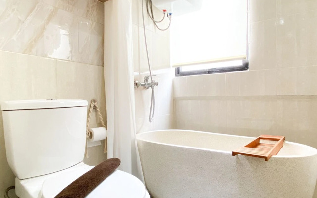 Cozy Living And Relaxing 2Br Meikarta Apartment