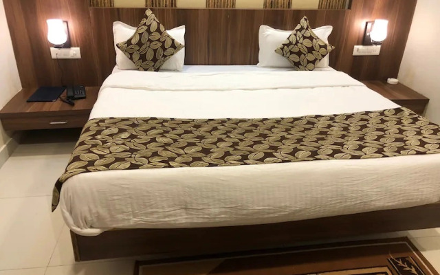 Hotel Rishabh