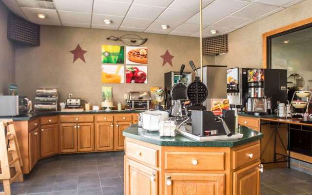 Quality Inn New Columbia–Lewisburg