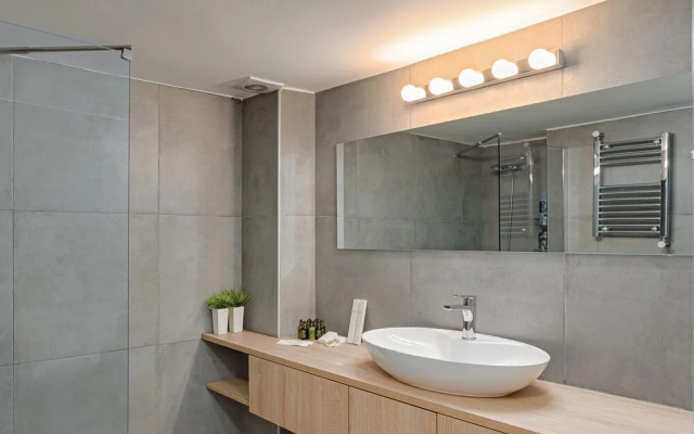 Athenian Stylish Living