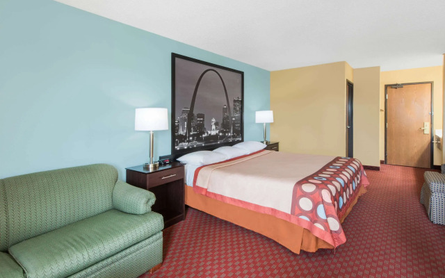 Super 8 by Wyndham Troy IL/St. Louis Area