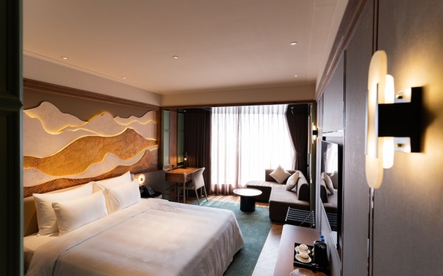 La Passion Premium  Cau Go Hotel – Guest Rooms – Hanoi
