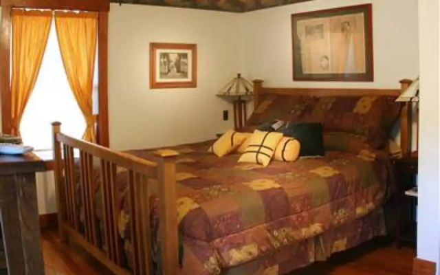 Anniversary House