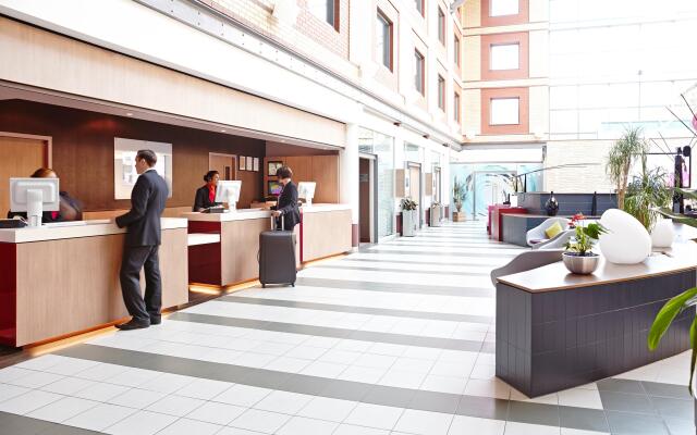 Novotel London Heathrow Airport M4 Jct. 4