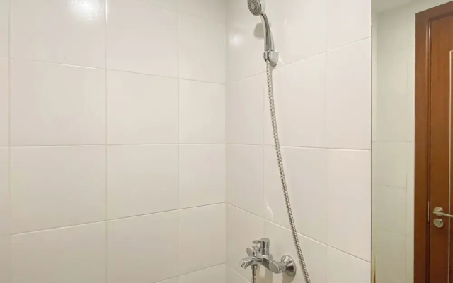 Convenient 1Br Apartment At Vittoria Residence