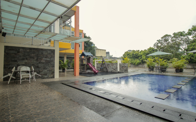 Collection O 295 Grha Ciumbuleuit Guest House