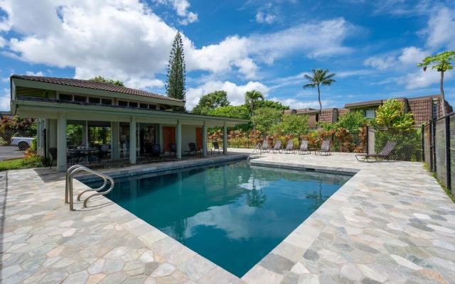 Honu Haven 2 Bedroom Condo by Redawning