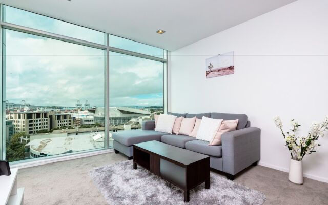 Harbour Views from Two Bedroom Beauty