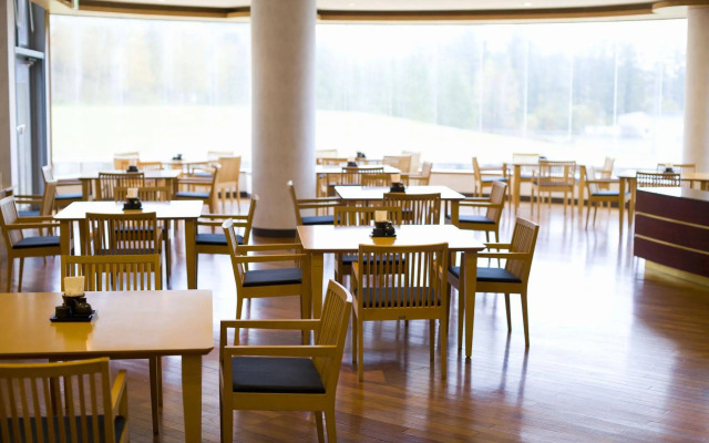 Northern Arc Resort Hotel