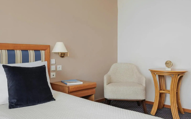 Sun Beach Hotel
