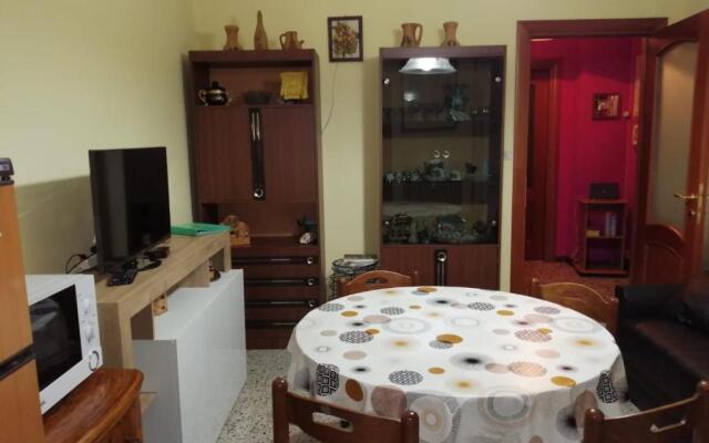 Grazioso Appartamento In Zona Santa Rita