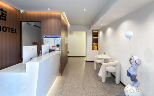 Qiyueni Chain Hotel