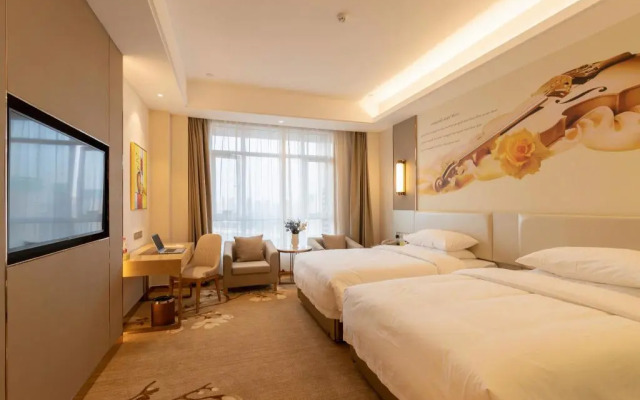 Vienna International Hotel (Wuhan Yangsi Port Yangtze River Bridge)