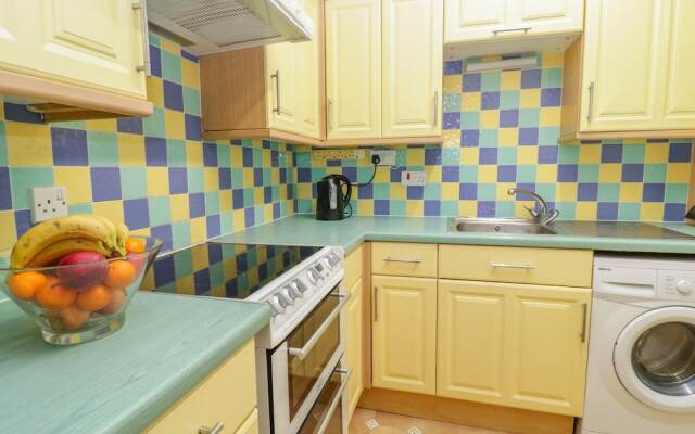 7 Richmond Lodge