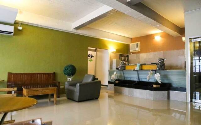 Quoalla Hotel Makati
