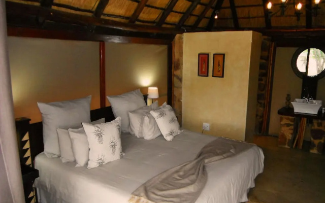 Mangwa Valley Game Lodge