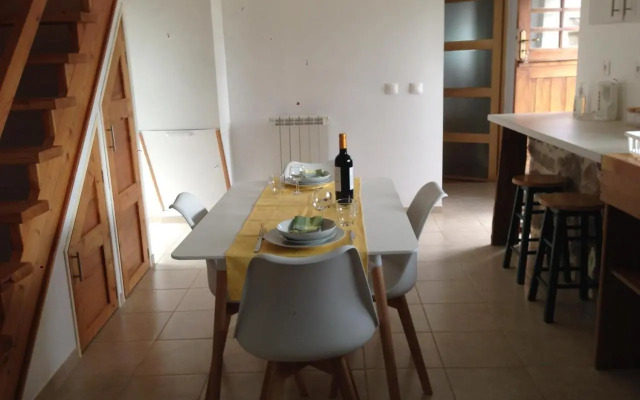 Captivating 2-Bed House with log burner in Kerien