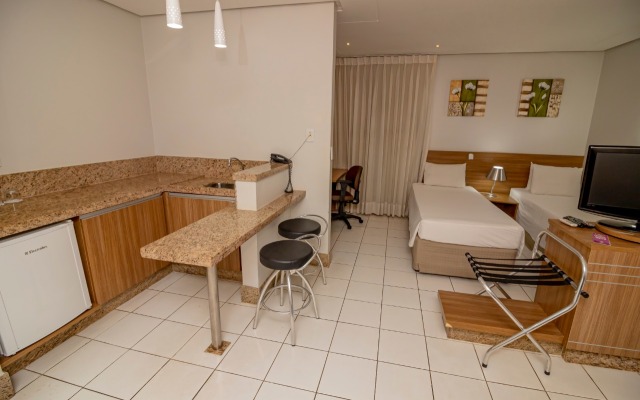 Sun Square Suites Hotel